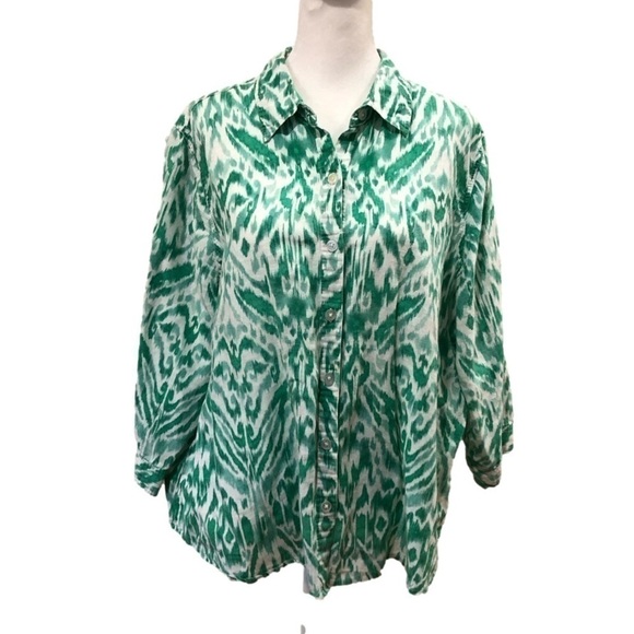 CHICOS linen blend button up blouse with 3/4 sleeves. Size 3 - Picture 1 of 6